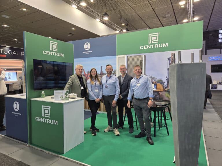 Centrum Pæle og deres stand på Innotrans i Berlin